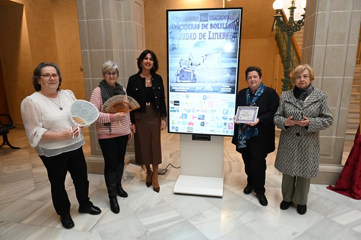 Imagen de El Ayuntamiento respalda el XIII Encuentro Nacional de Encajeras de Bolillos, en el que se prevé la asistencia de más de 500 participantes