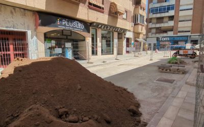 Imagen de El Partido Socialista de Linares denuncia la desfavorable situación de la calle Tetuán.