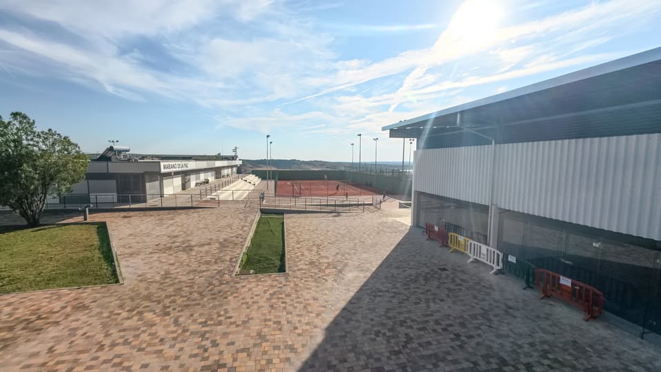 Imagen de El Ayuntamiento acomete nuevas mejoras en el Polideportivo Municipal ‘Mariano de la Paz’ para aumentar su oferta deportiva