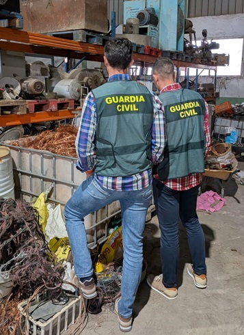 Imagen de La Guardia Civil investiga a una persona por el robo de 400 kilos de cableado de cobre