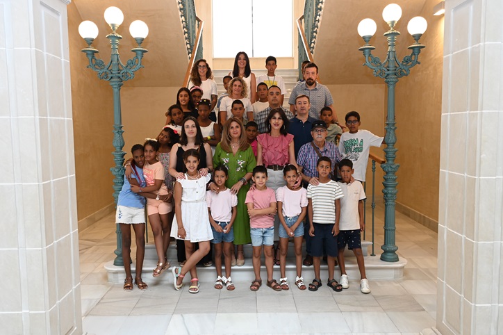 Imagen de Linares da la bienvenida a los niños saharauis del programa ‘Vacaciones en paz