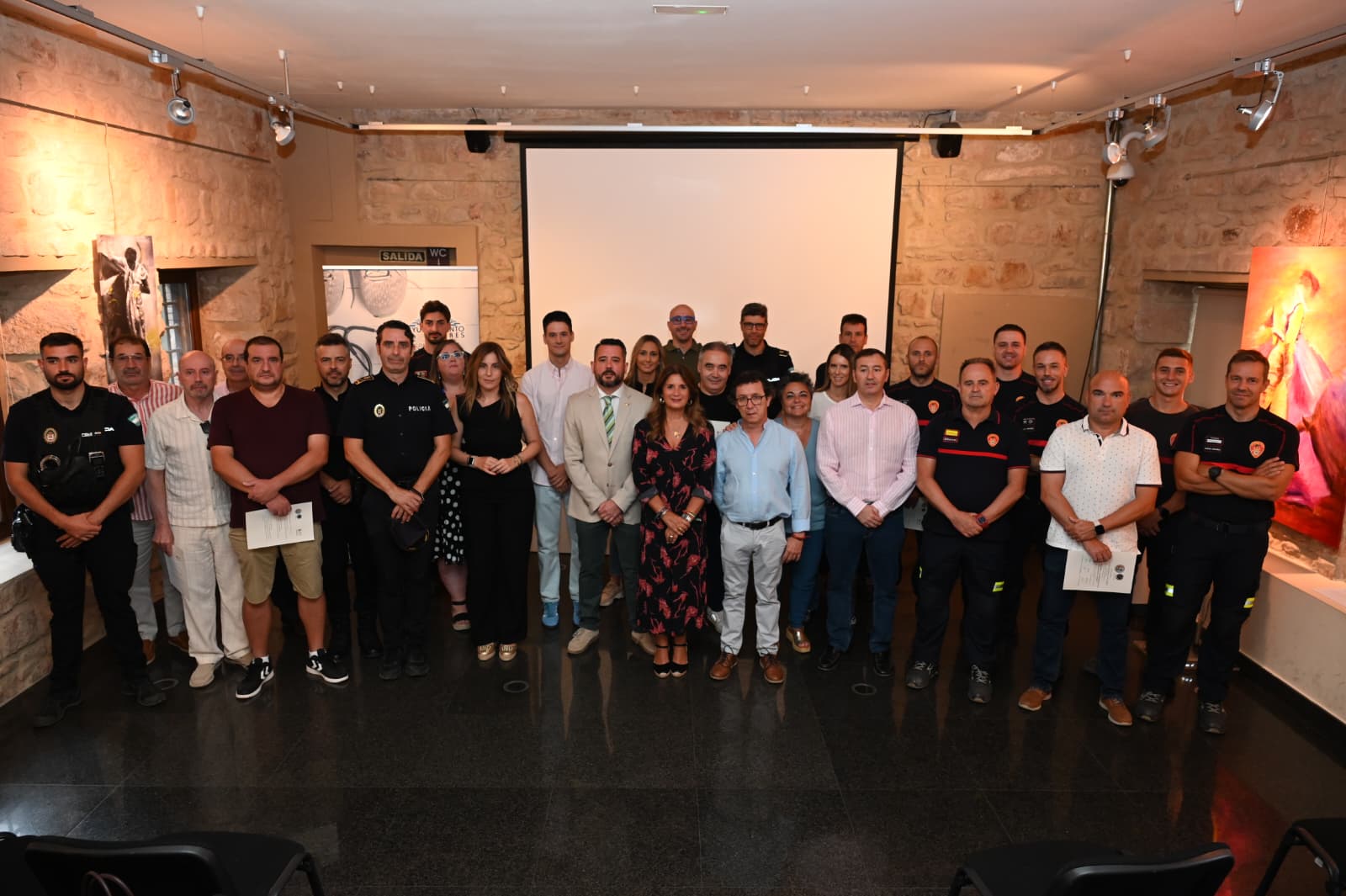 Imagen de Linares apuesta por la formación en emergencias: 35 trabajadores municipales se capacitan en Soporte Vital Básico y uso de desfibriladores