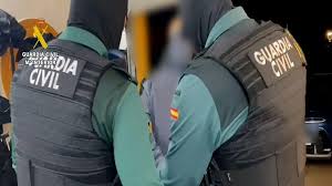 Imagen de La Guardia Civil detiene a dos personas como presuntos autores de robo en una cooperativa de Carboneros