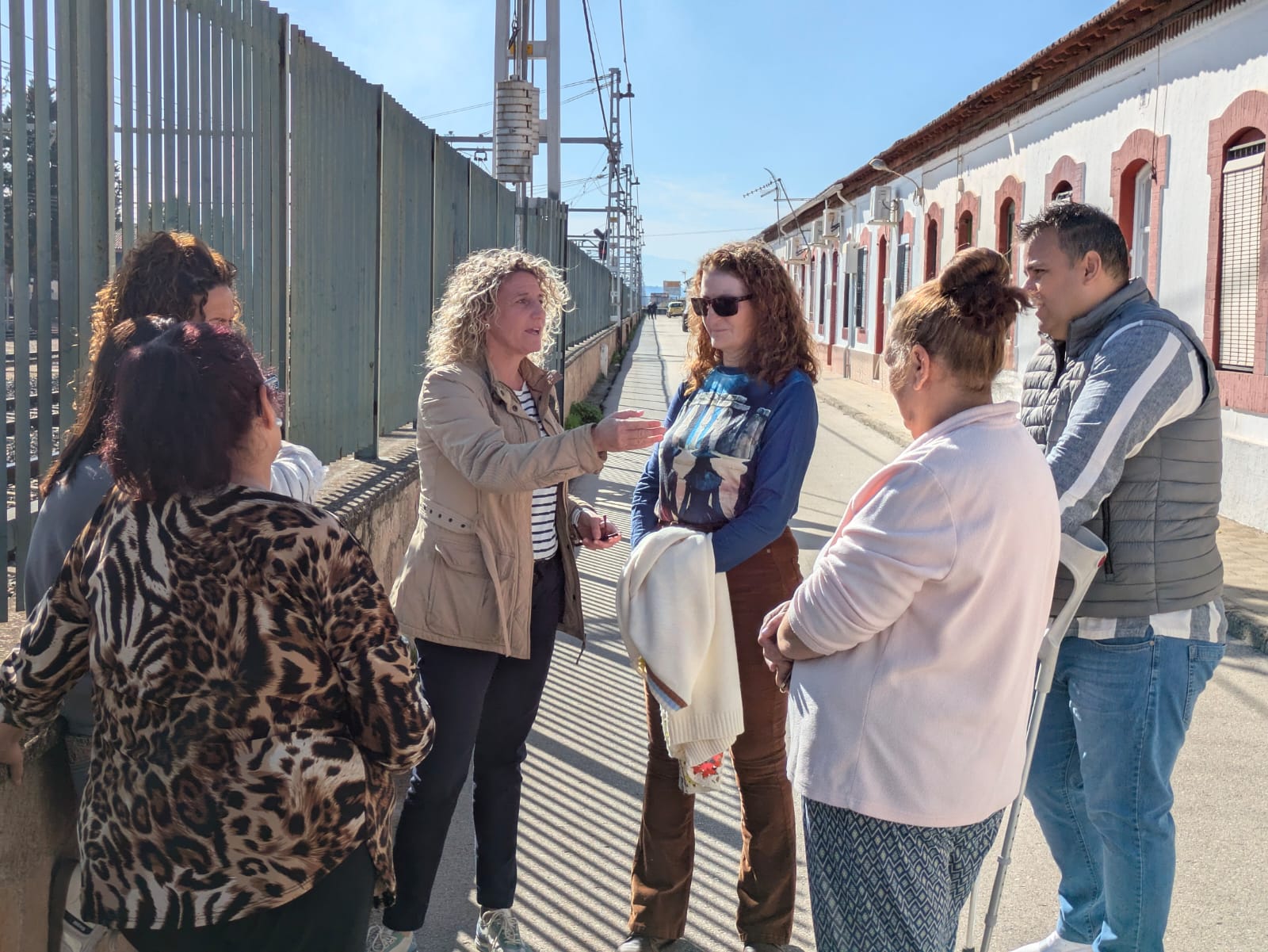 Imagen de El Psoe de Linares siguen recorriendo cada calle: la Estación Linares-Baeza alza su voz