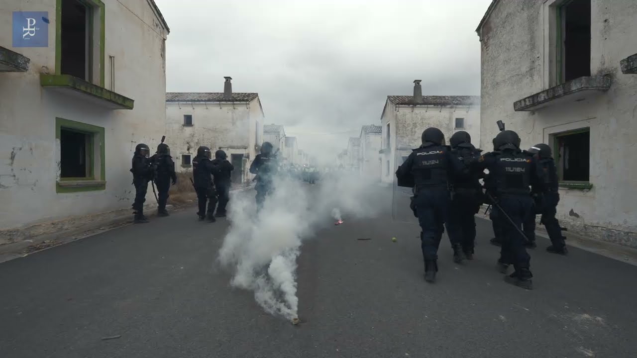 Imagen de Más de 300 policías se incorporarán a las Unidades de Intervención tras superar los cursos en La Enira