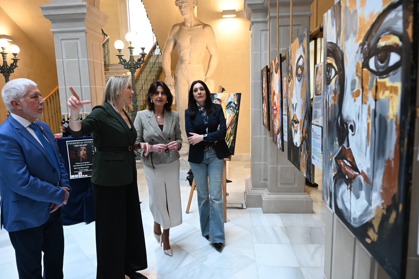 ‘Ser Mujer’: arte y reivindicación en el Palacio Municipal con motivo del 8M