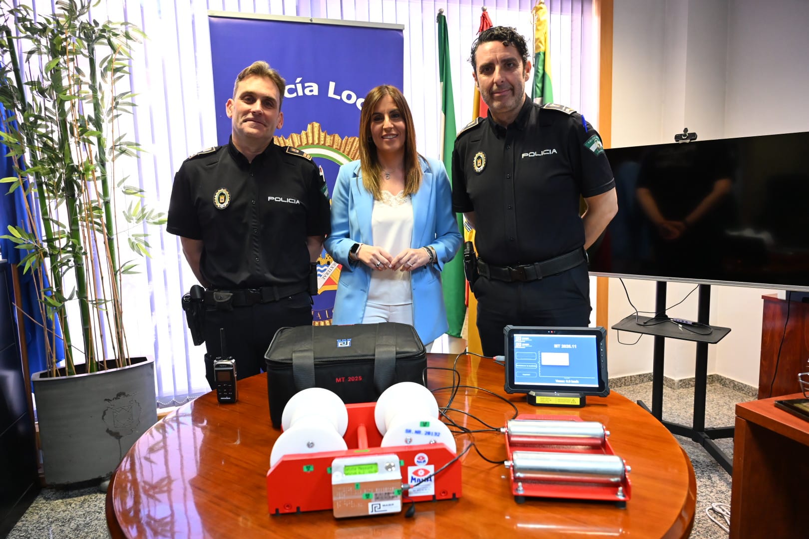 Imagen de La Policía Local de Linares incorpora nuevos sistemas tecnológicos para reforzar la seguridad vial y el control del tráfico