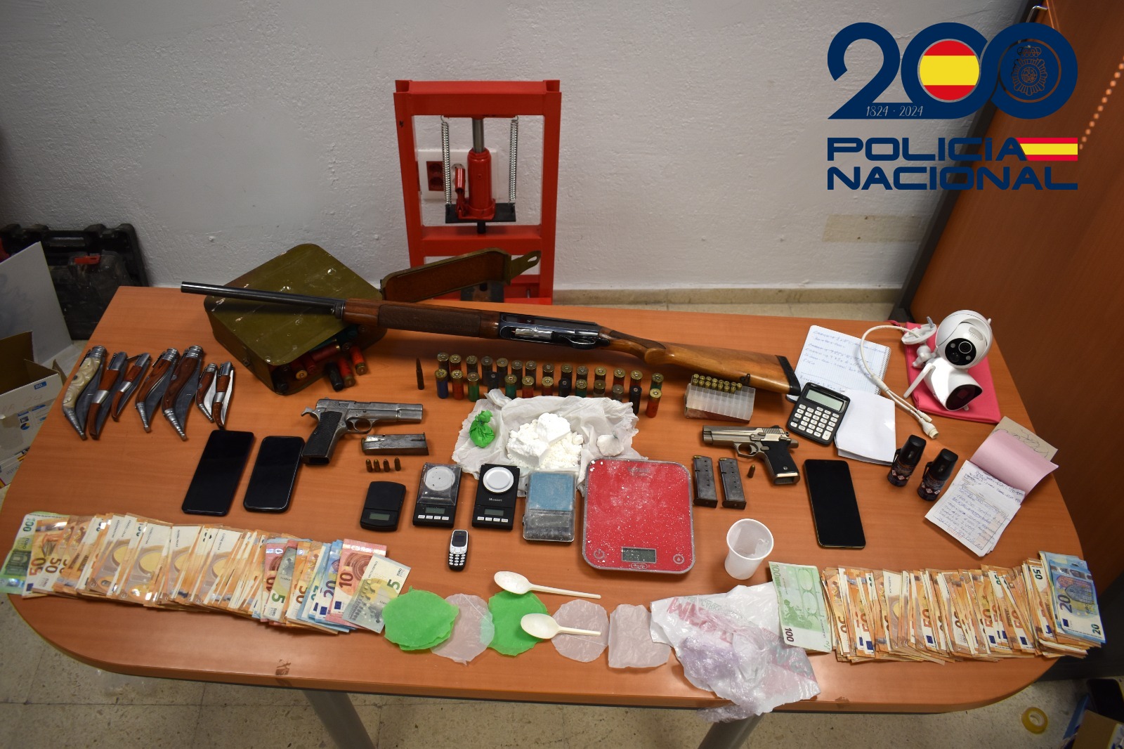 Imagen de La Policía Nacional detiene a cuatro personas de un clan familiar dedicado al tráfico de drogas