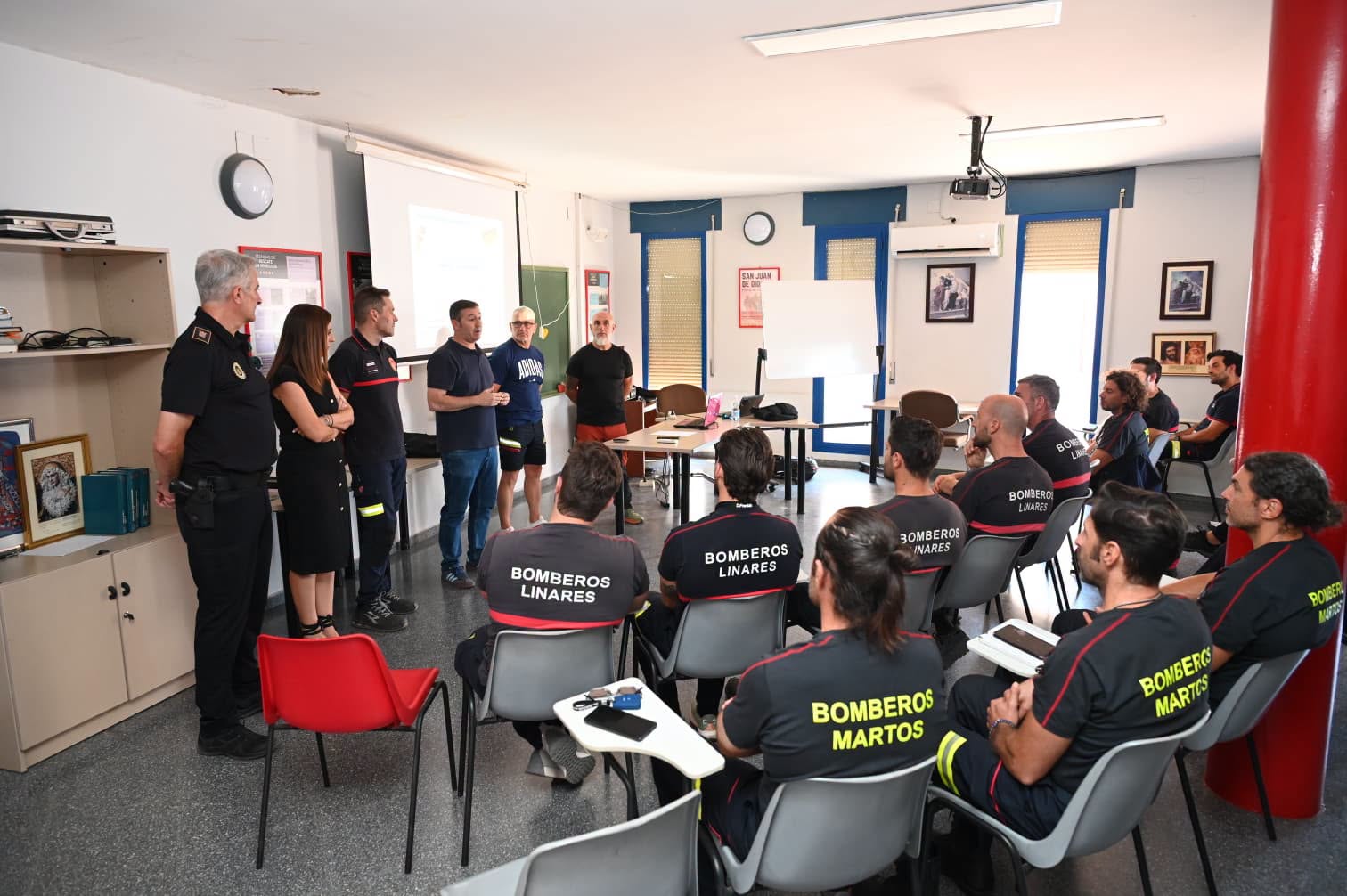 Imagen de 16 bomberos de la provincia de Jaén se forman en Linares para intervenir ante riadas e inundaciones
