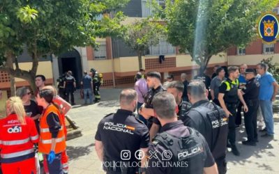 Imagen de Cuatro afectados, entre ellos dos menores, tras el incendio de una vivienda en Linares